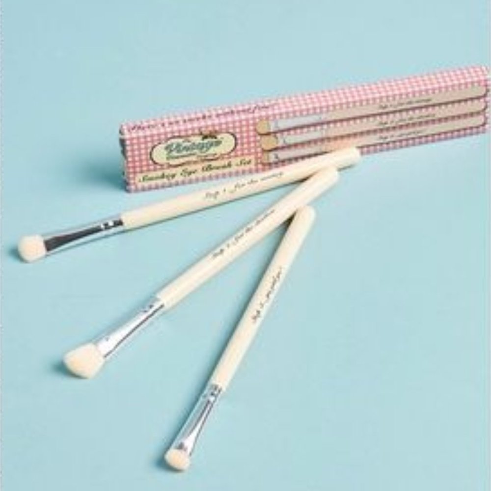 The Vintage Cosmetic Company Smokey Eye Brush Set
